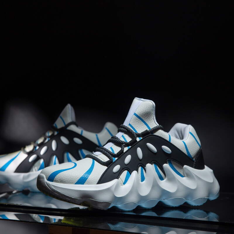 Running shoes