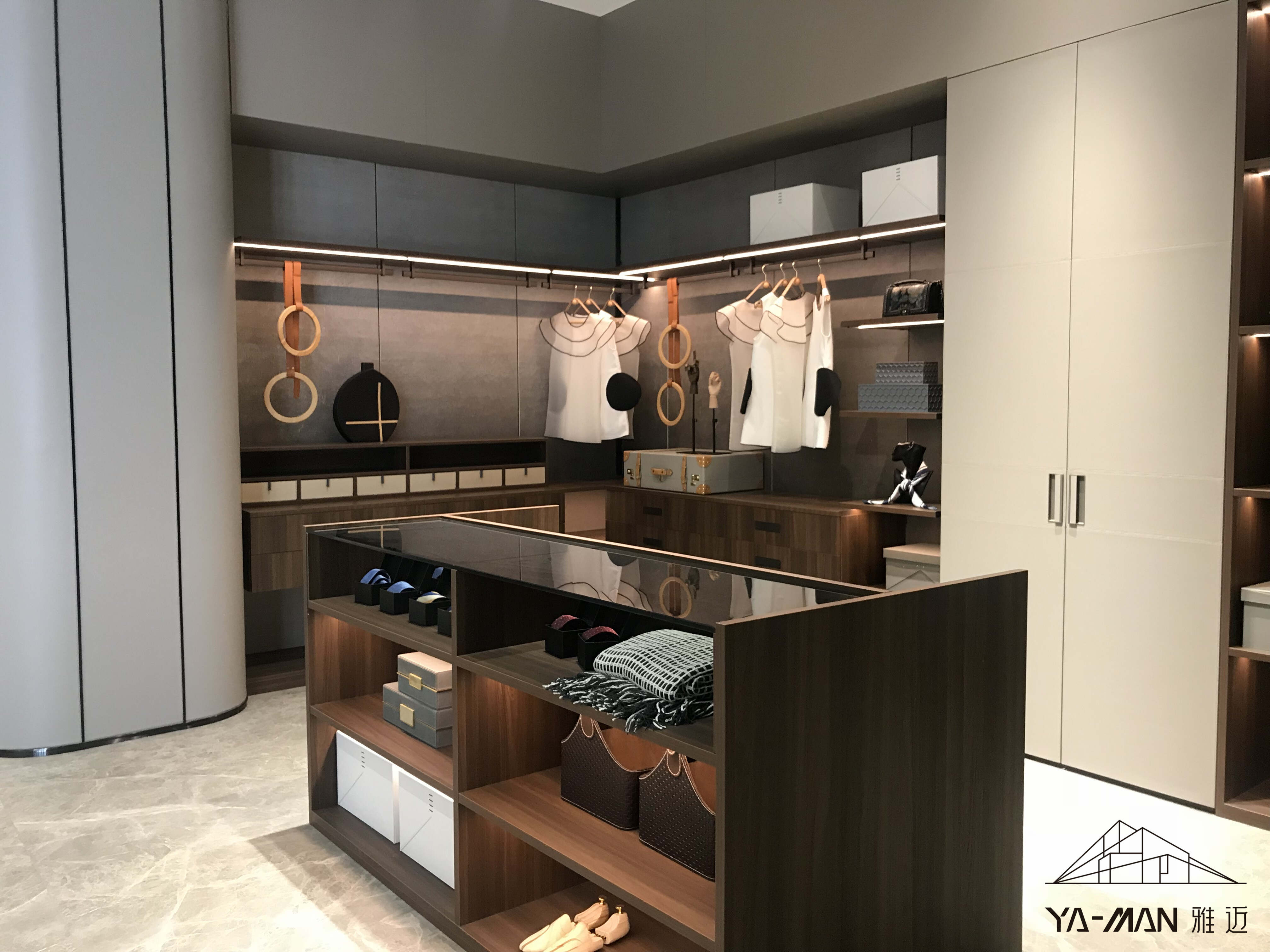 YAMAN XZY Modern walk in closet for master bedroom cabinet