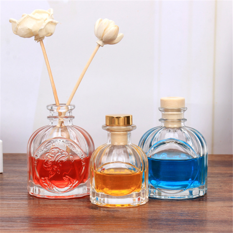 Exploring the Serene World of Aromatherapy Glass Bottles