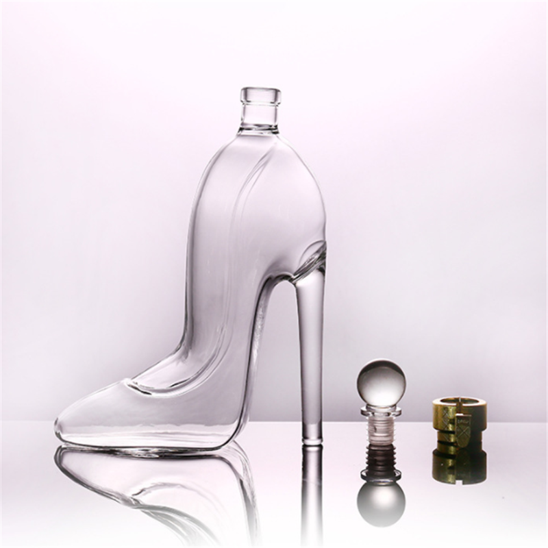 High-heeled wine bubbler shaped glass wine bottle sealed glass hollow wine bottle