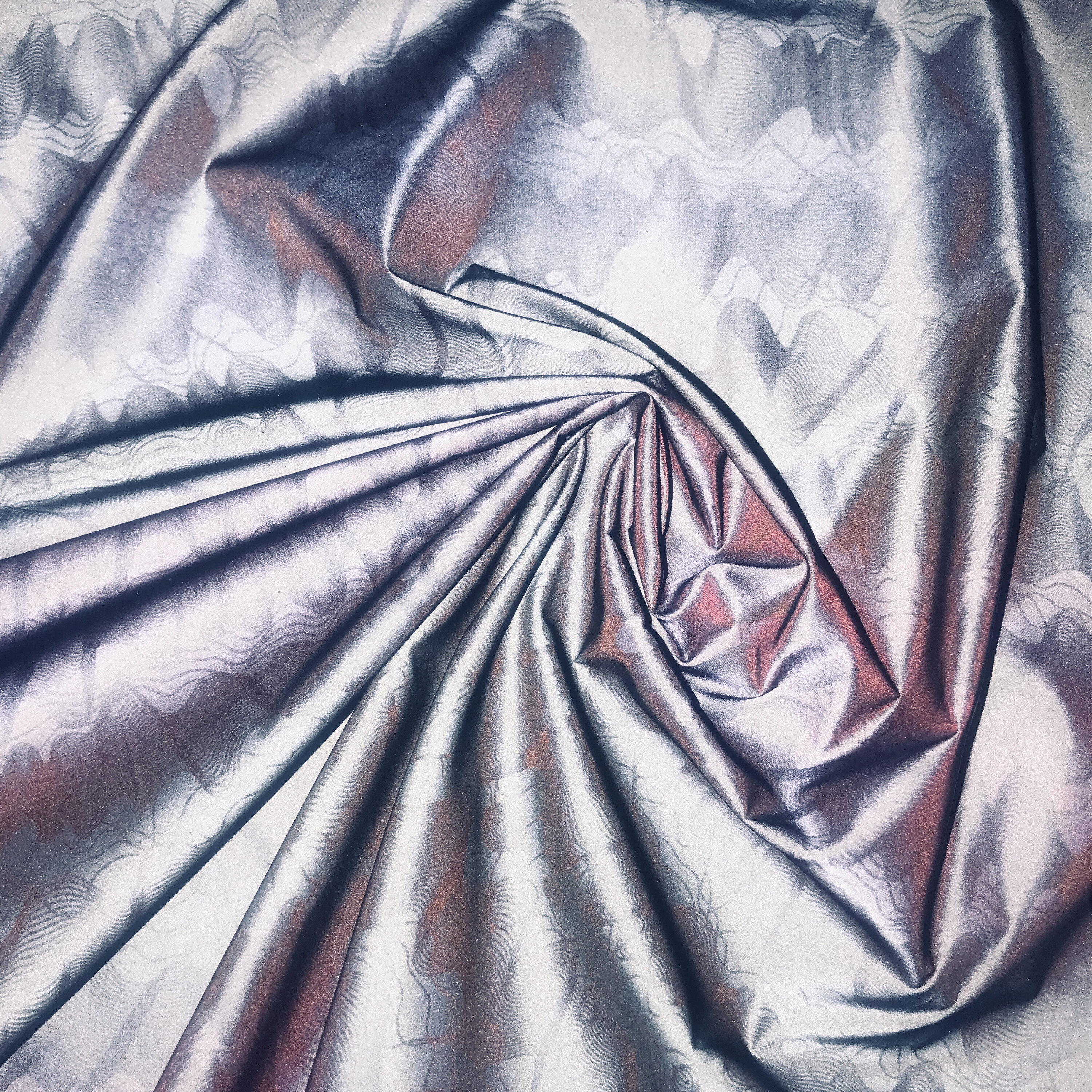 100%Polyester Reflective fabric with wave design