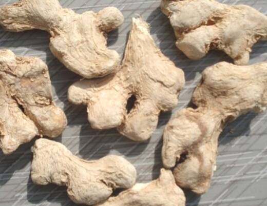 machine peeled whole ginger 3rd grade.jpg