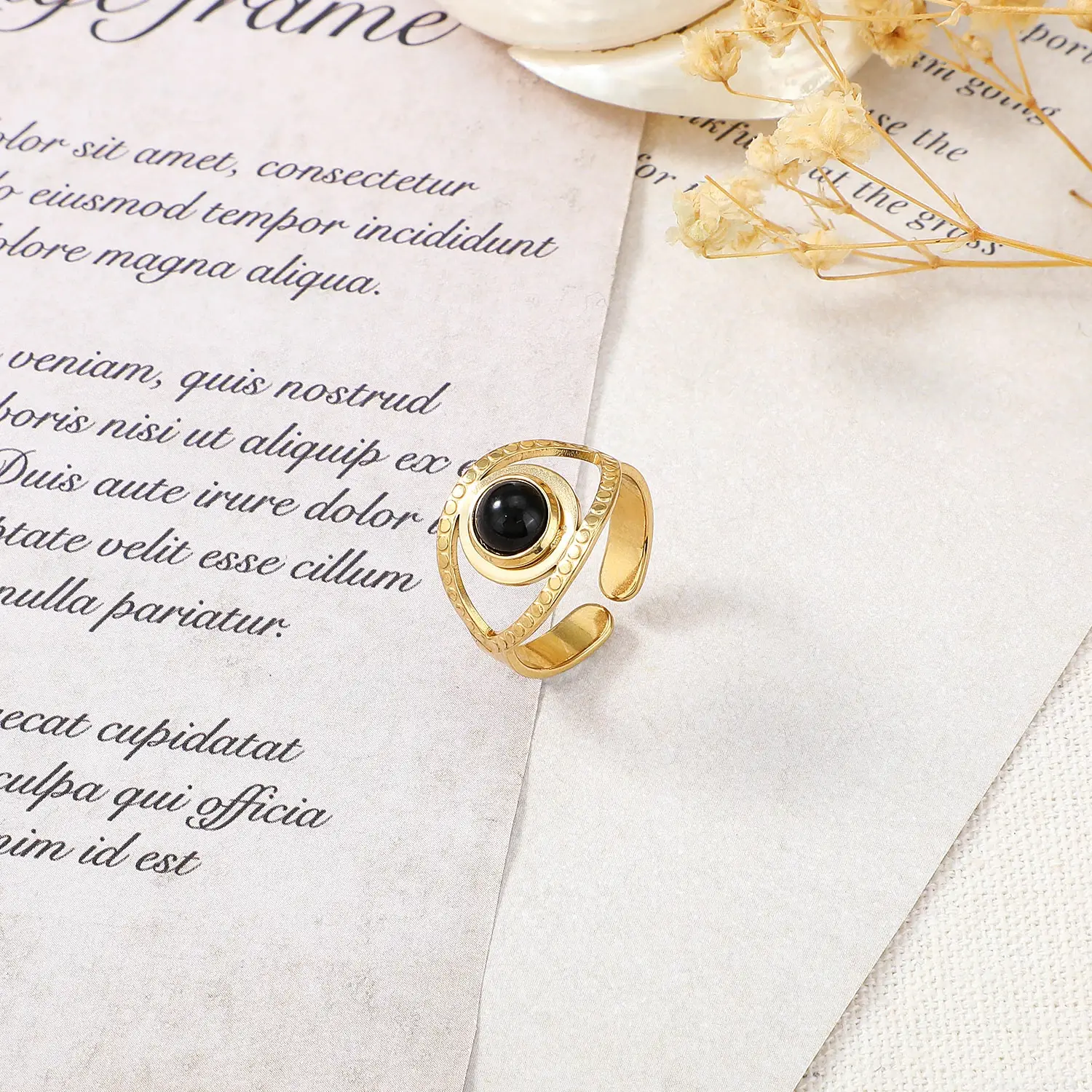 Pretty is me Collection Relief Dots Circled Black Agate Eye Adjustable Ring Staless Steel Ring with 18K Real Gold (2).webp