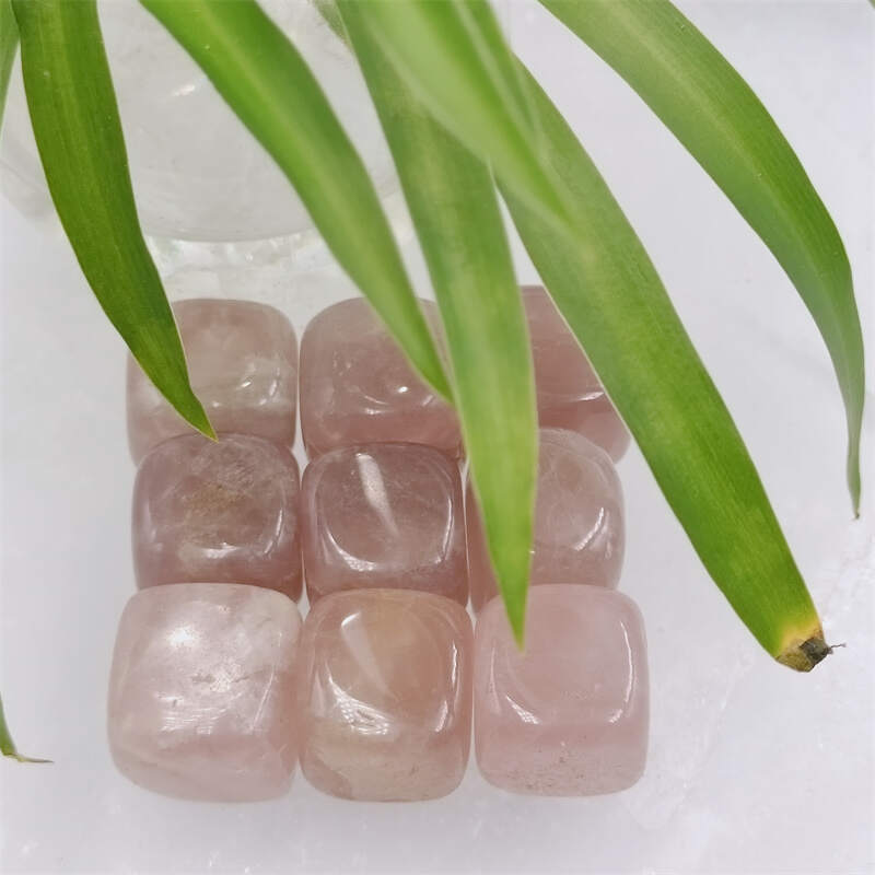 Rose quartz small cube