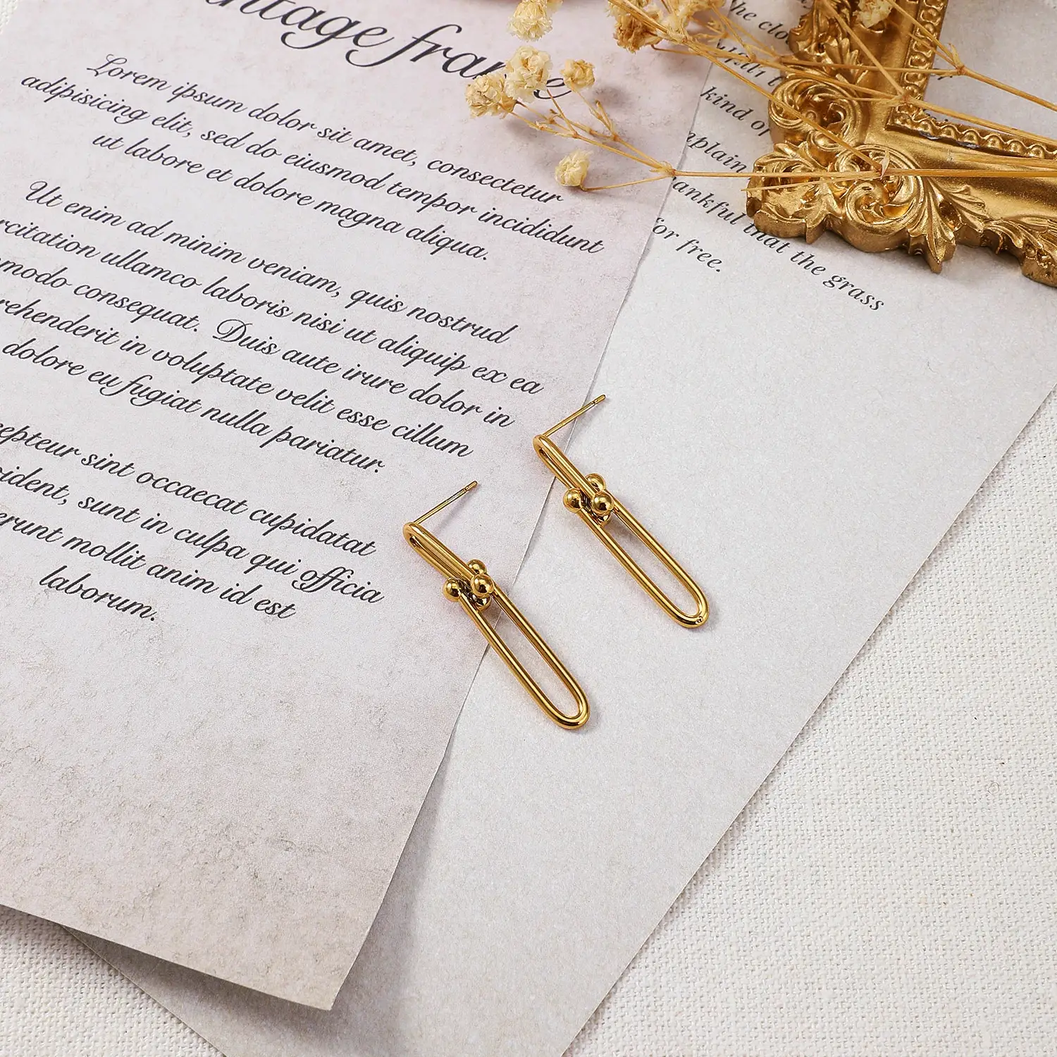 U shape  Chain  Stainless Steel With Real Gold Plating Stud (4).webp