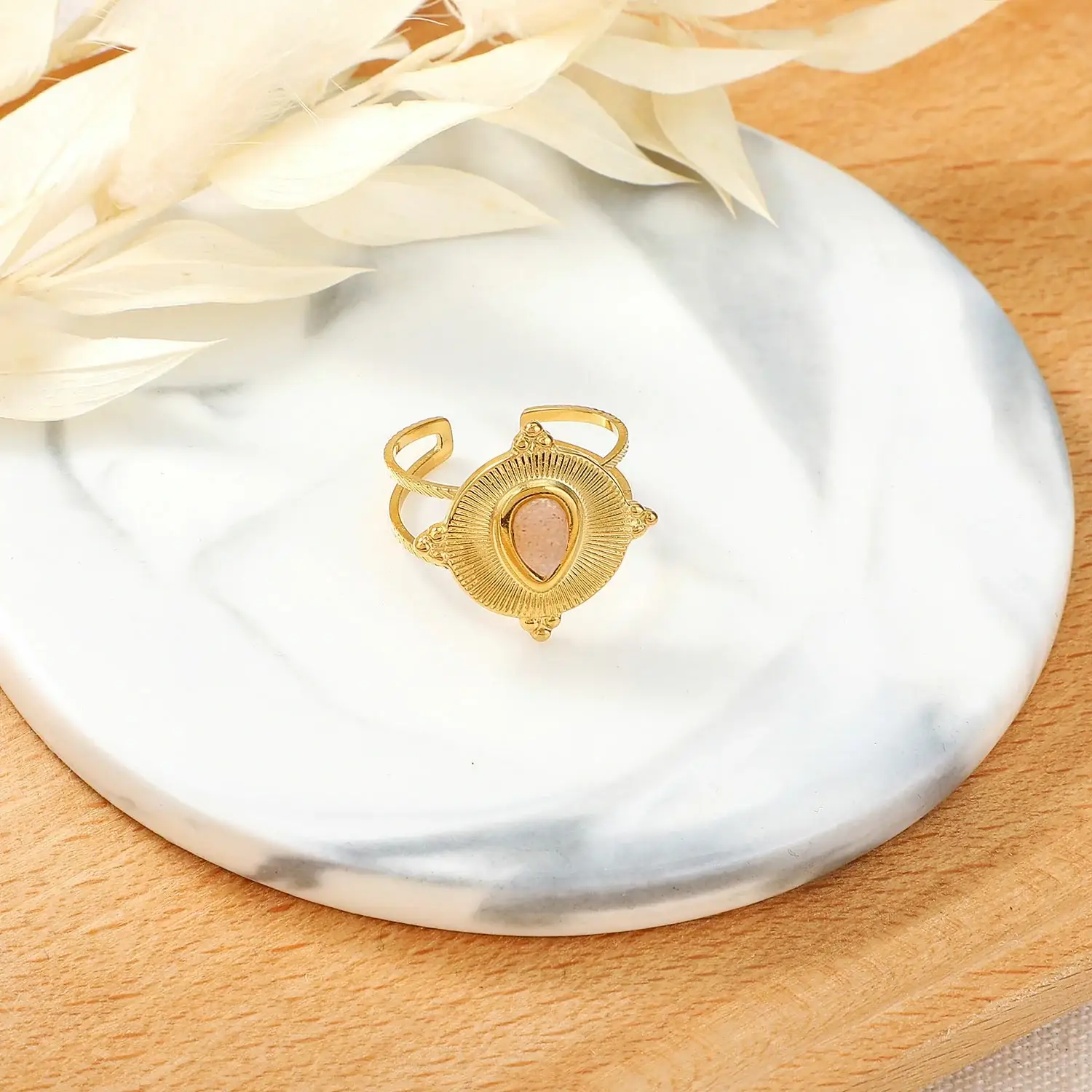 Adjustable Stainless Steel with Gold Plating Pink Quartz Ring (4).webp