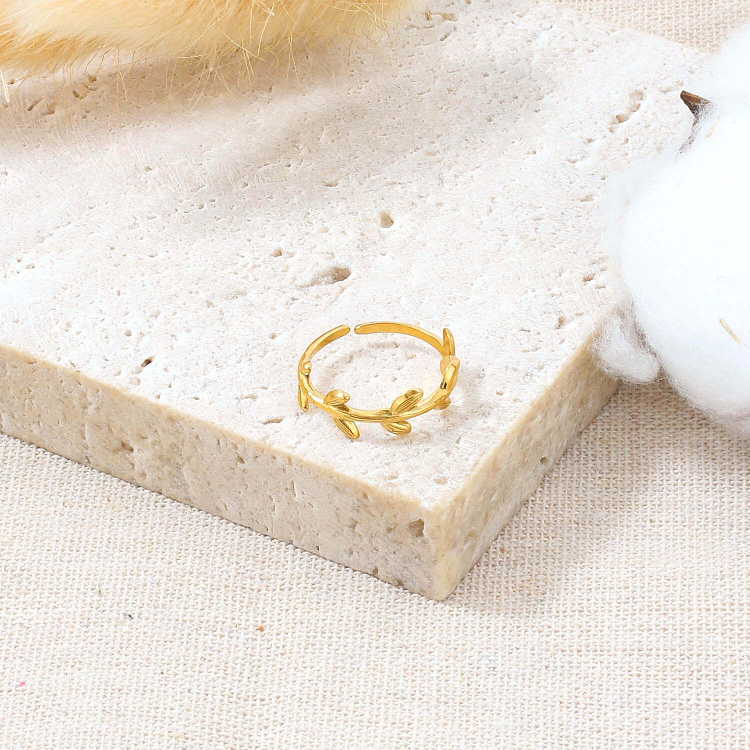 Leaf Shape  Stainless Steel  Gold Plating Adjustable  Ring  (1)(1).jpg