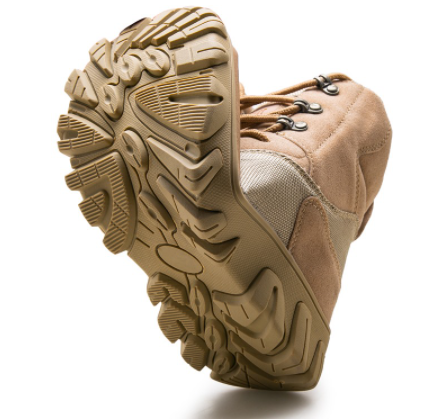 men wear hiking boots