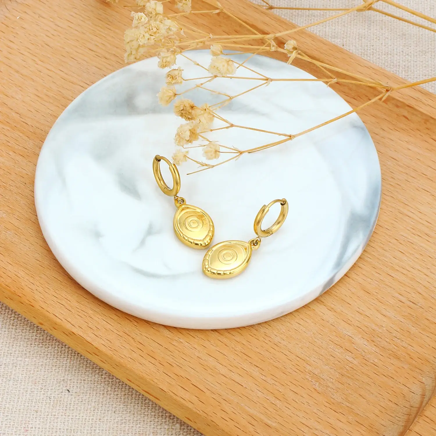New small fragrance 2 set diamond-size pearl earrings 925 silver needles retro do old star with尺寸 (5).webp