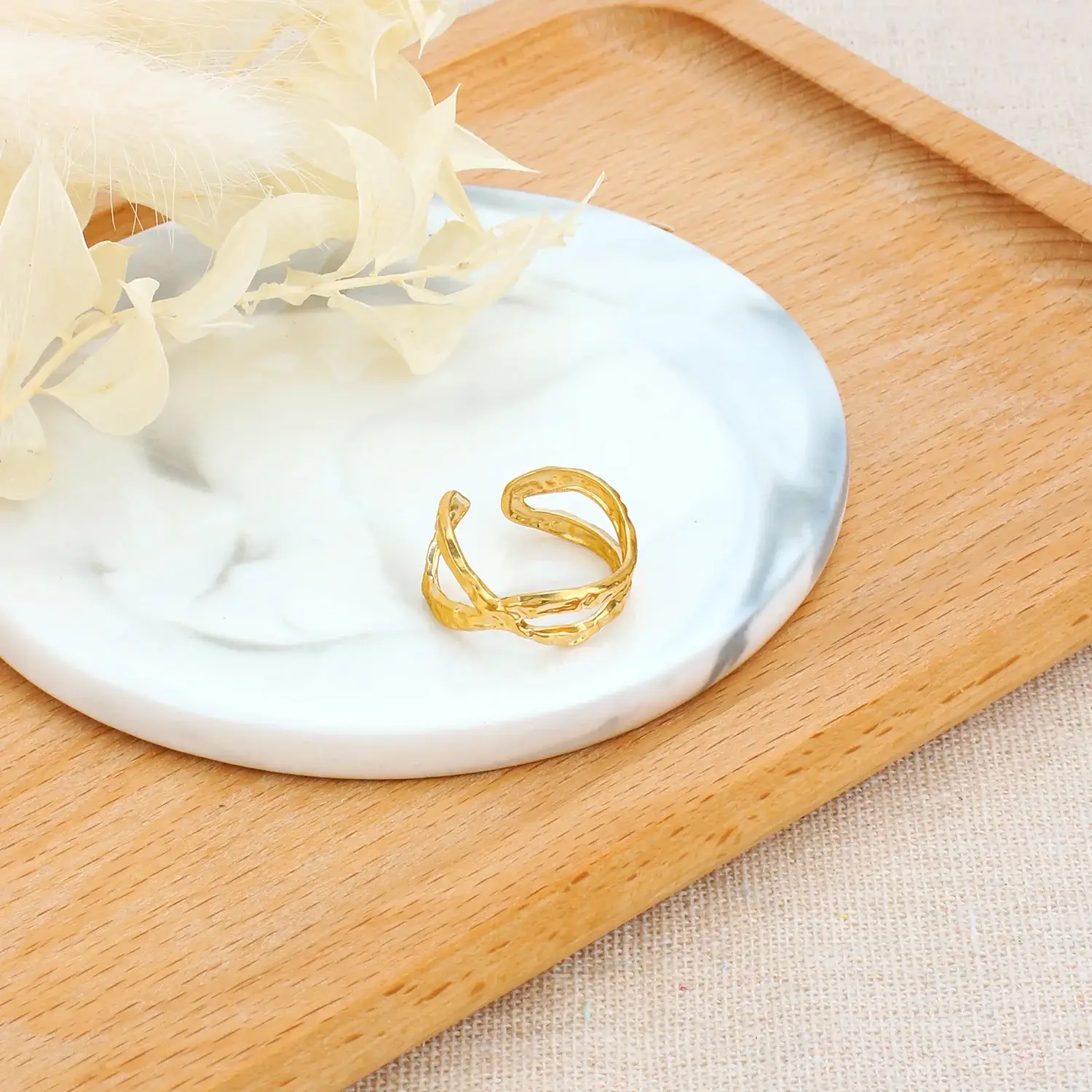 European Style Stainless Steel Material Individual Twisted Rope Shaped Creative RingYWD-R836 (6).webp