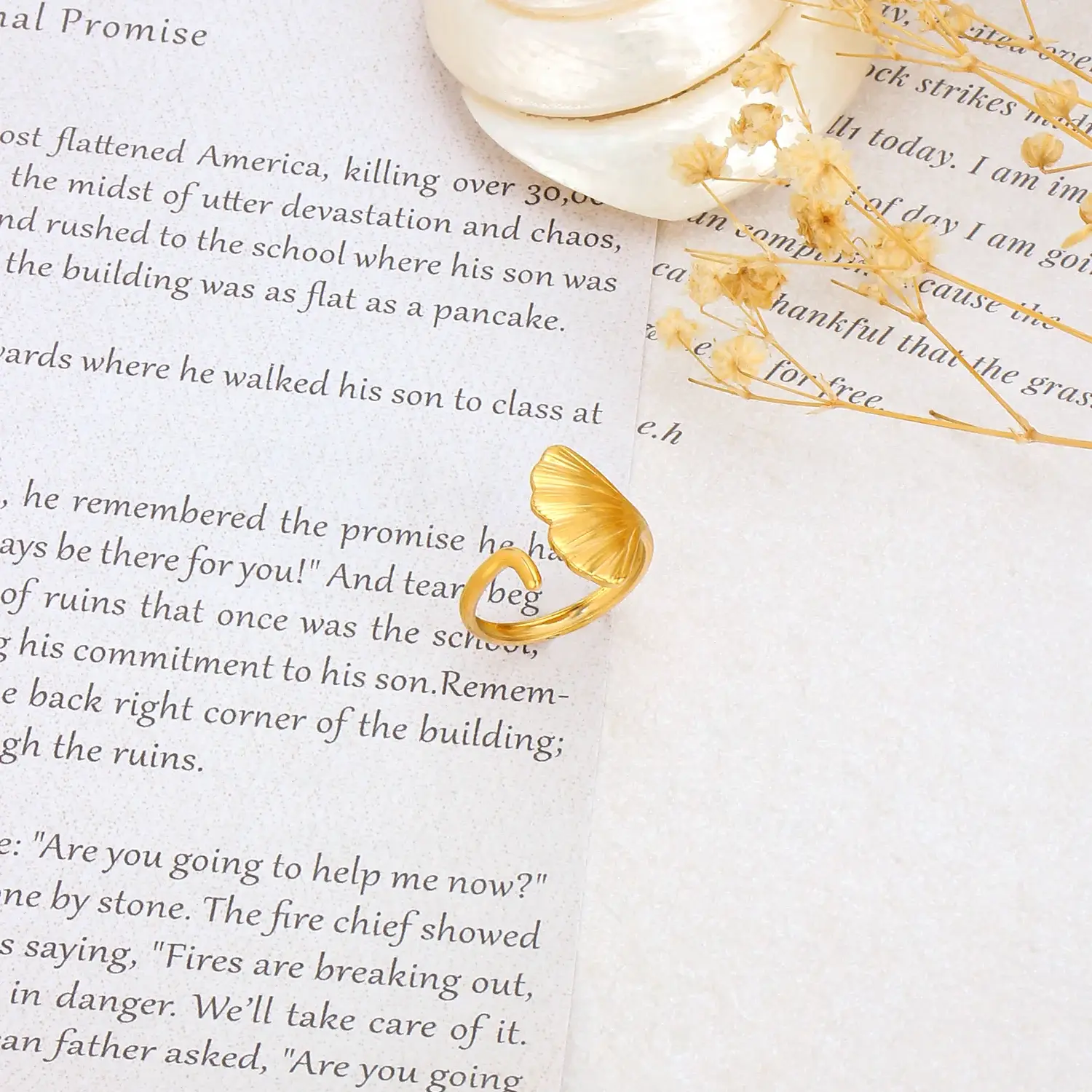 Chinese Style Stainless Steel Material Gogeous Ginkgo Leaf  Shaped Elegant Ring尺寸 (8).webp