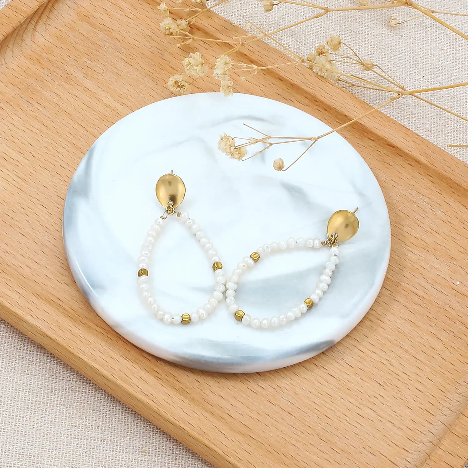 Fresh Water Pearl beads hoop earrig (9)(1).webp
