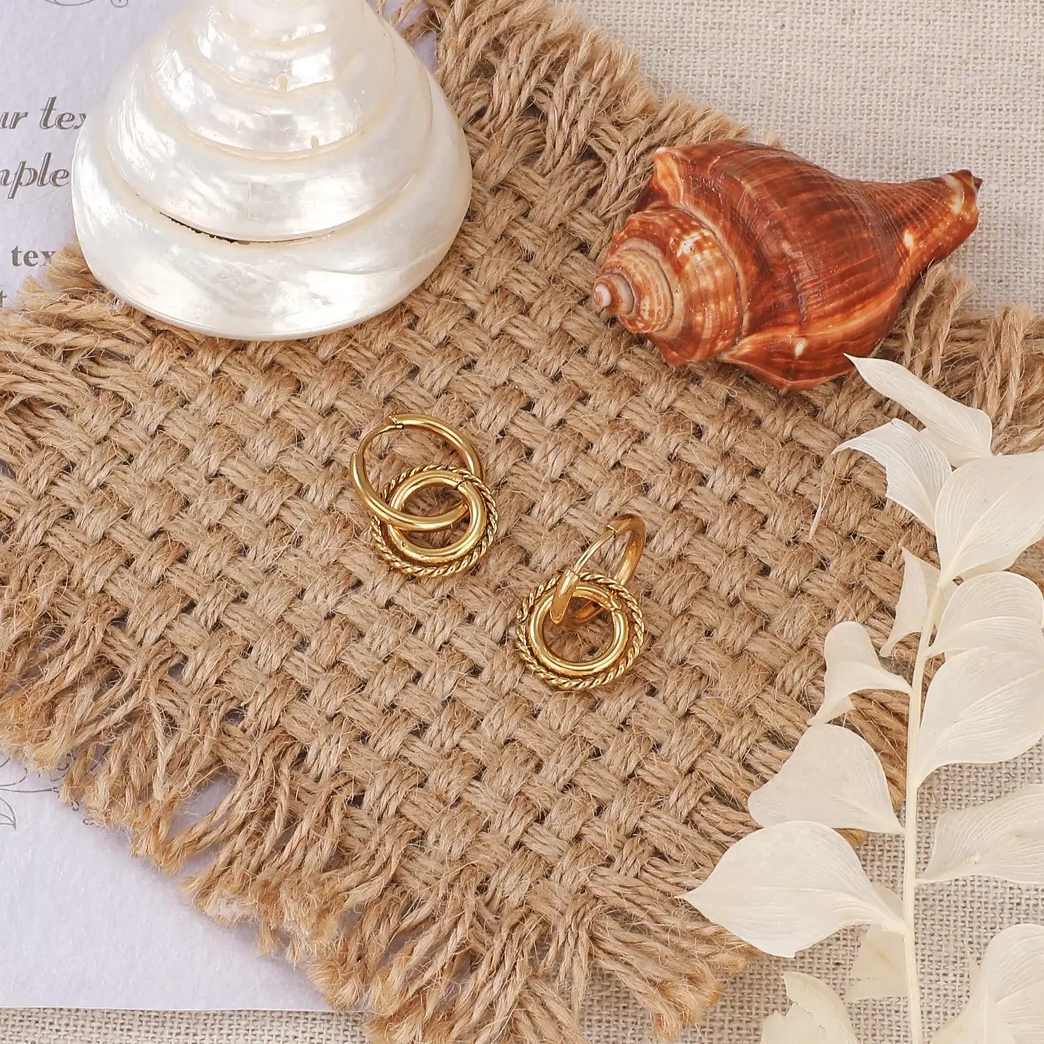 Classical Style Stainless Steel Material Gorgeous Polished And Carved Trendy Elegant Earring尺寸(3).webp