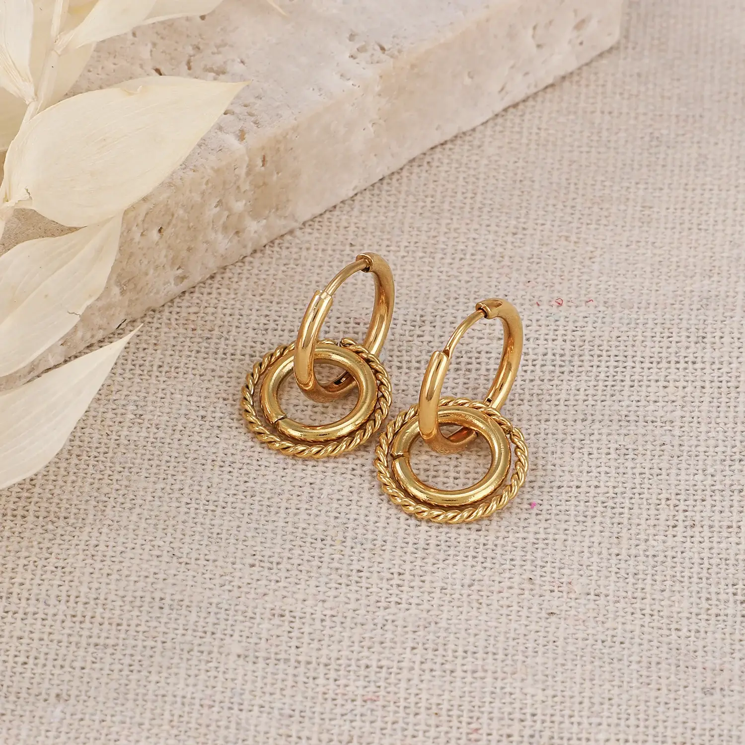 Classical Style Stainless Steel Material Gorgeous Polished And Carved Trendy Elegant Earring尺寸(5).webp