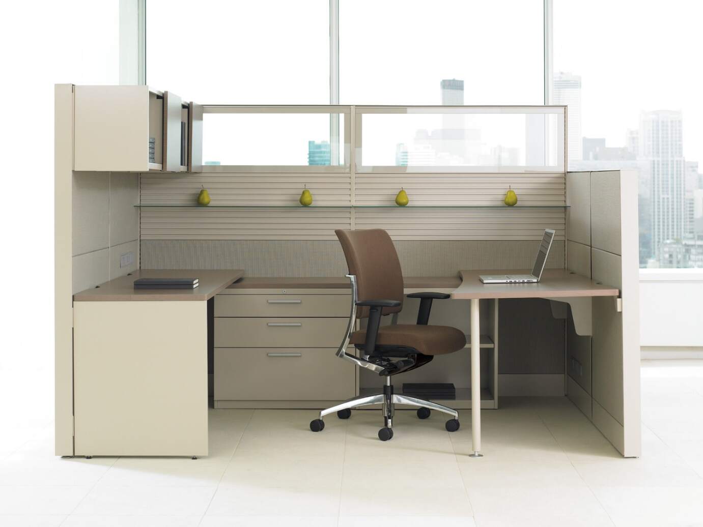 staff workstation 