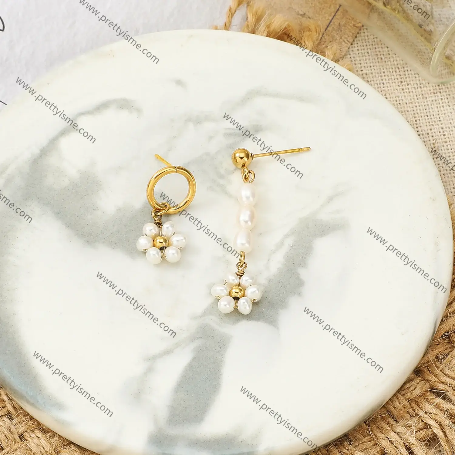 Pretty is me Collection 18K Gold Plated Stainless Steel Jewelry Gold Hoop Earrings With Flower Shape New Trendy Ear Ring (1).webp