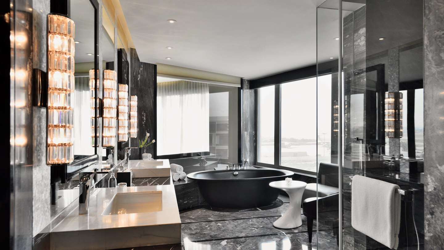 delap-suite-0039-hor-wide.jpg