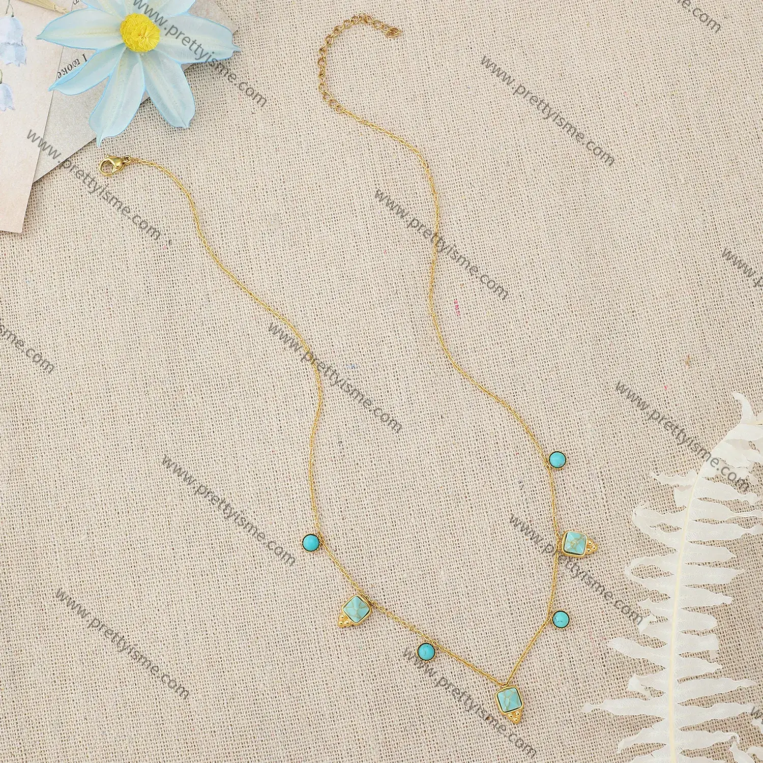 Daily Commuter Style Gold-plated Pendant Chain Blue Floral Stones of Delicate Steel Necklace (2).webp