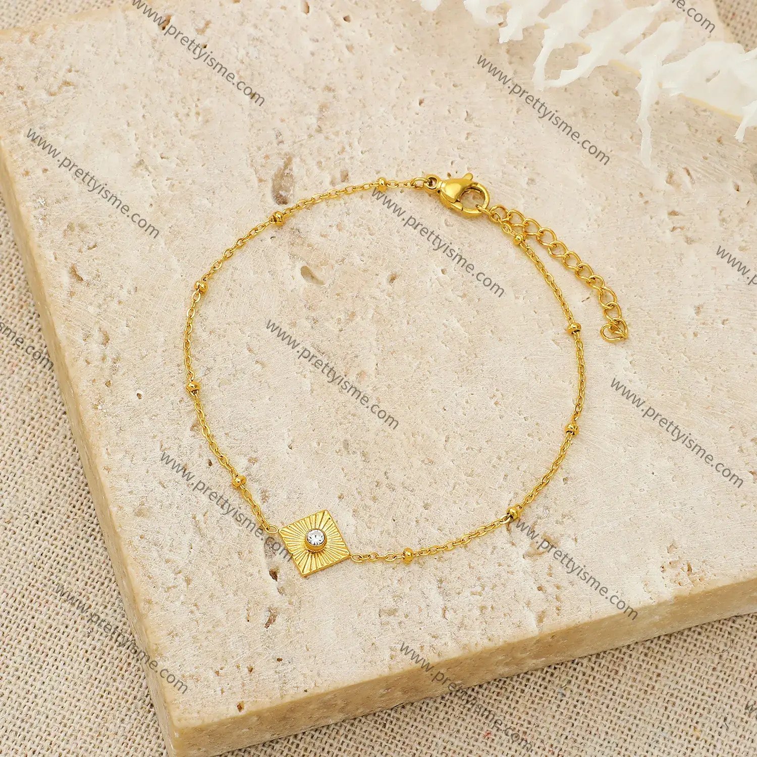 Stainless Steel Gold Plated 18k Bracelet Square Pendant with Sparkling Diamond Thin Bracelet (2).webp
