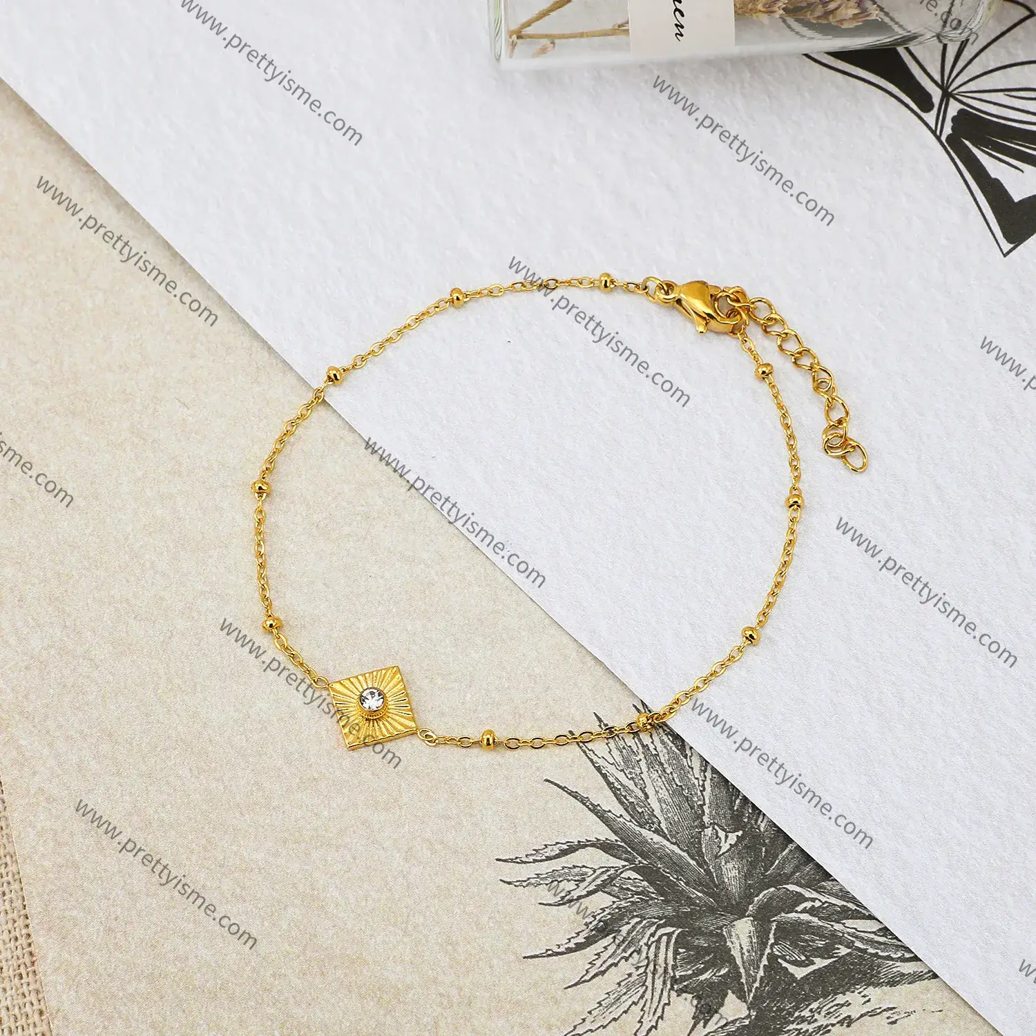 Stainless Steel Gold Plated 18k Bracelet Square Pendant with Sparkling Diamond Thin Bracelet.webp