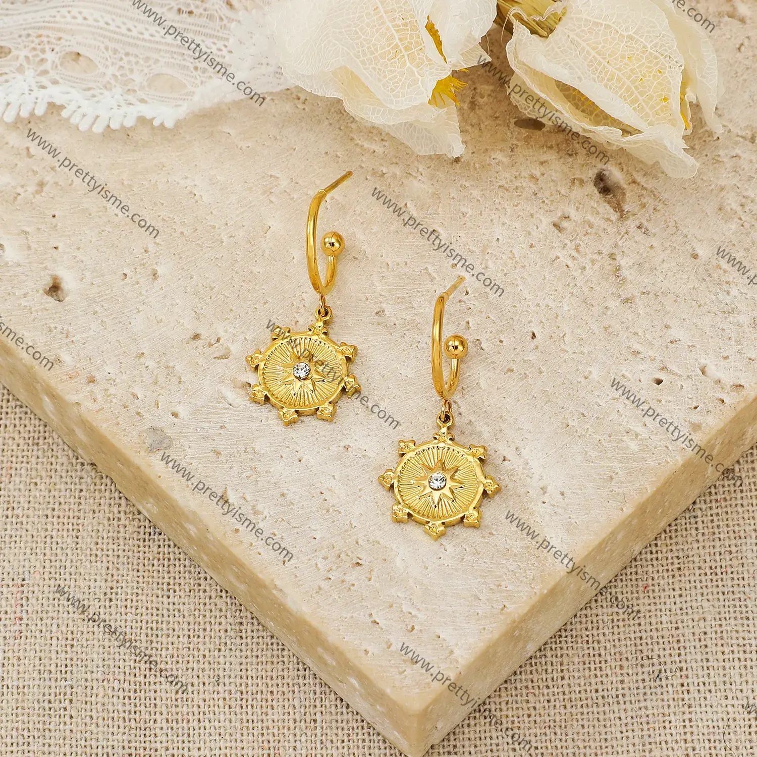 Round Earrings Simple Classic Pendant Set with Diamond Stripe Gold Plated 18K Stainless Steel Earrings (3).webp