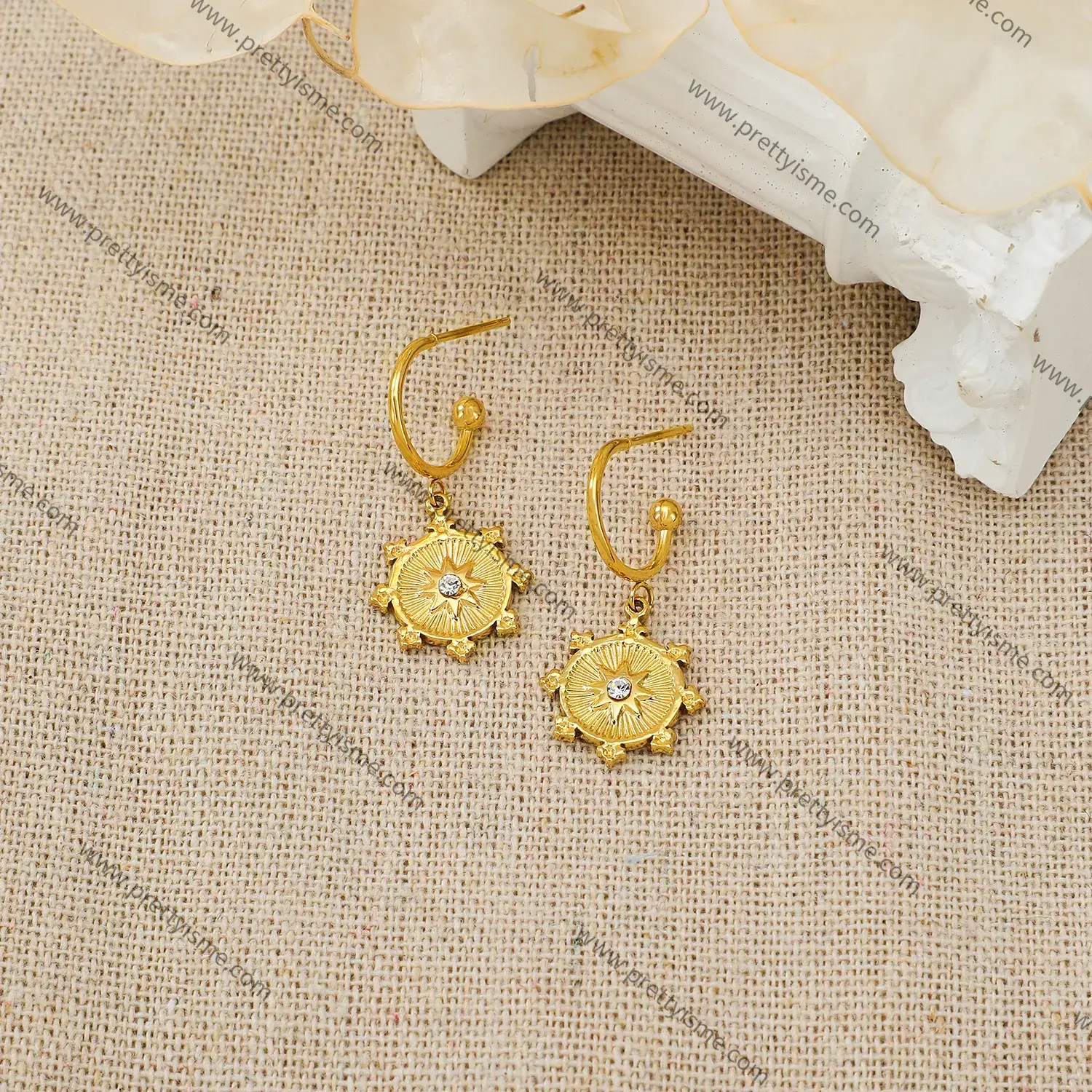 Round Earrings Simple Classic Pendant Set with Diamond Stripe Gold Plated 18K Stainless Steel Earrings (4).webp