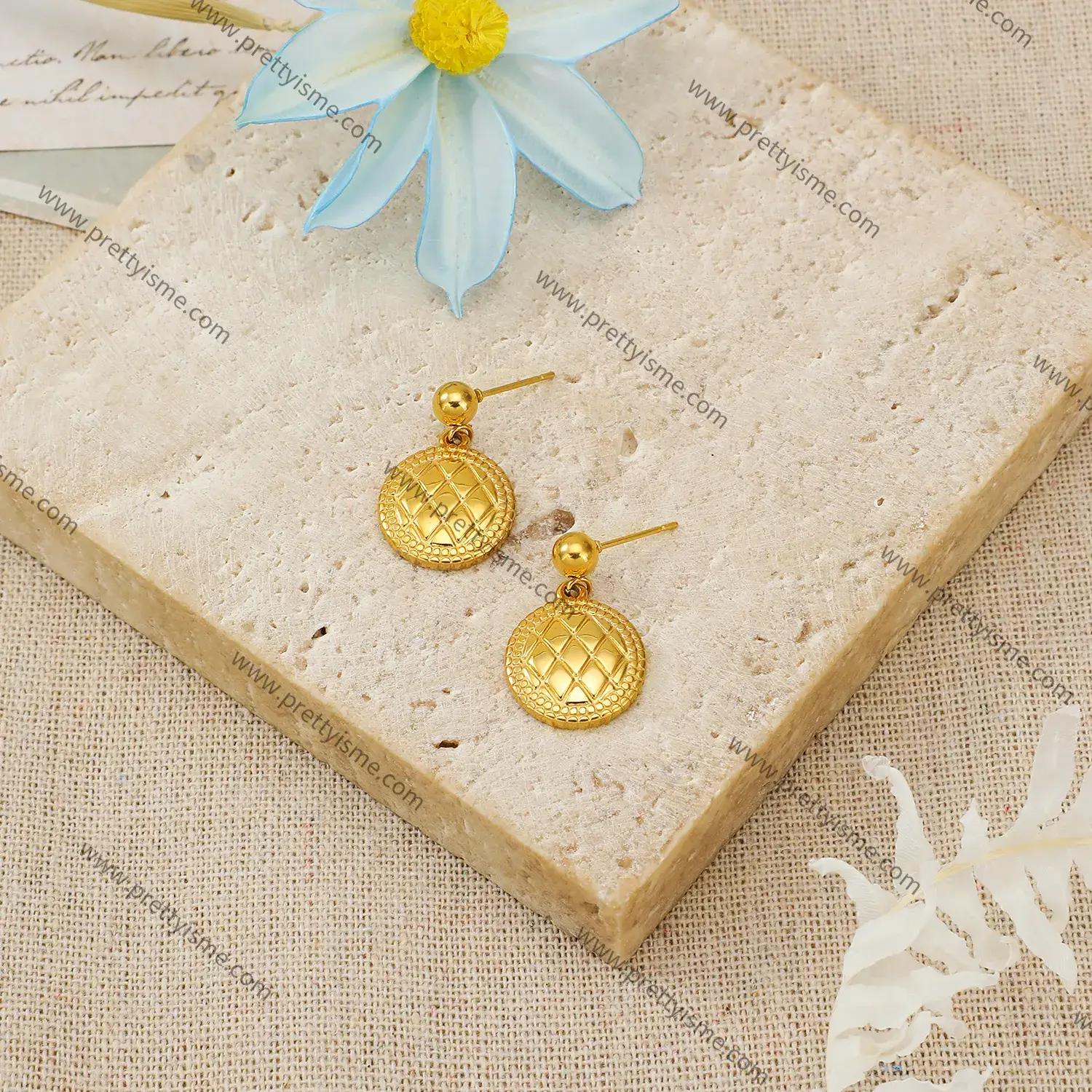 Versatile Earrings Simple Classic Pattern Round Gold Plated 18K Stainless Steel Earrings.webp