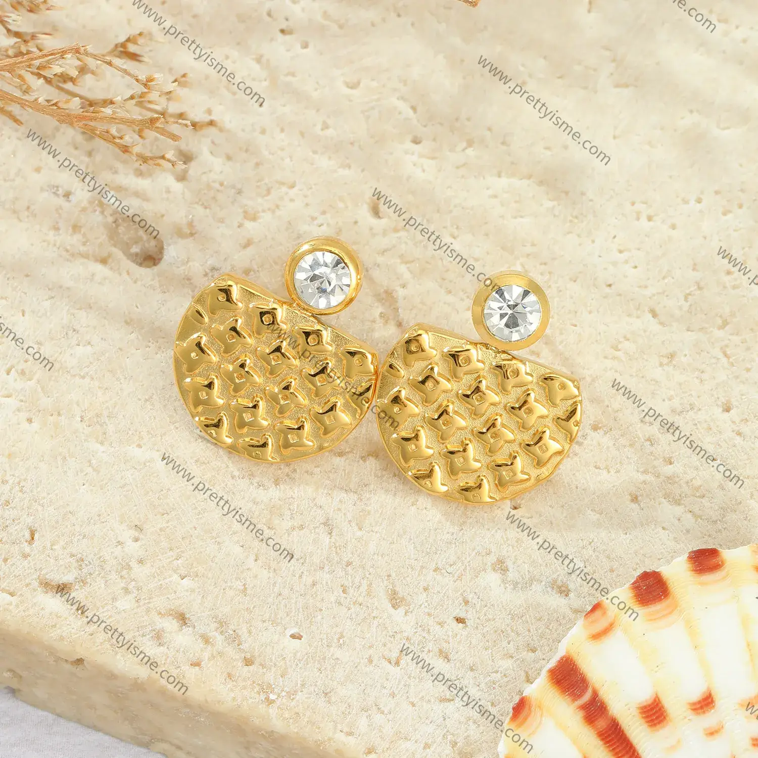 Half Round Stainless Steel 18K Gold Plated Earrings Unique Pattern Diamond Shiny Stud Earrings (3).webp