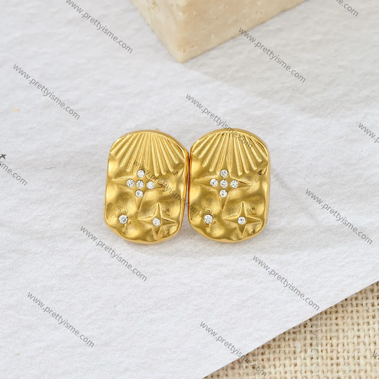 Shell Pattern Earrings Stainless Steel 18K Gold Plated Diamond Four Pointed Star Earrings.webp