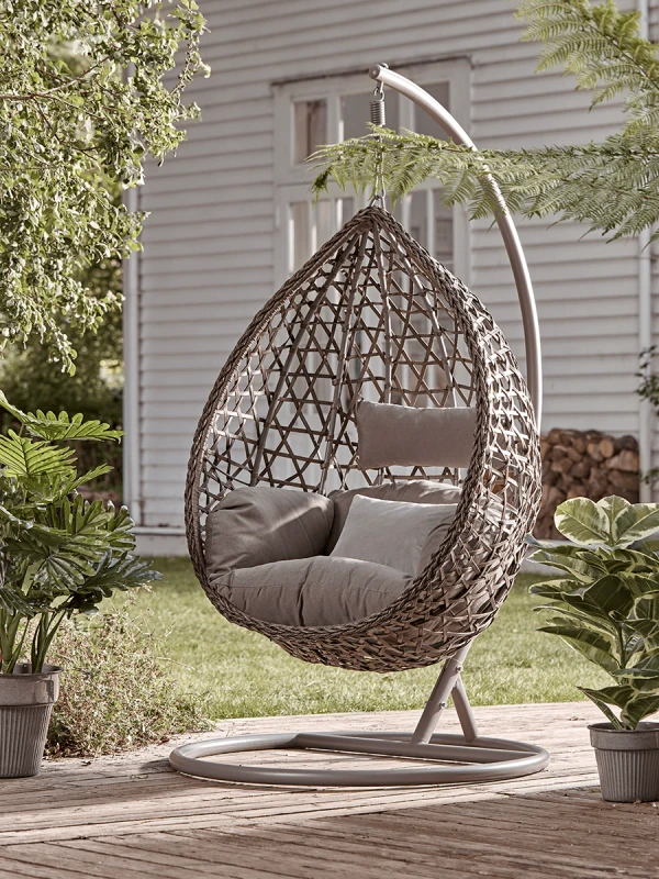 hanging chair