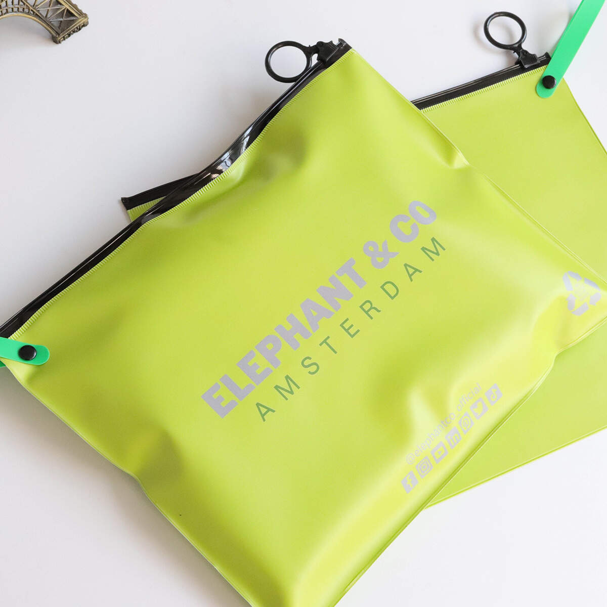 zipper bag