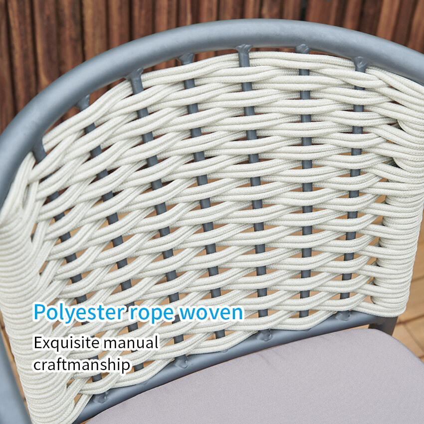 Weather resistant polyester rope