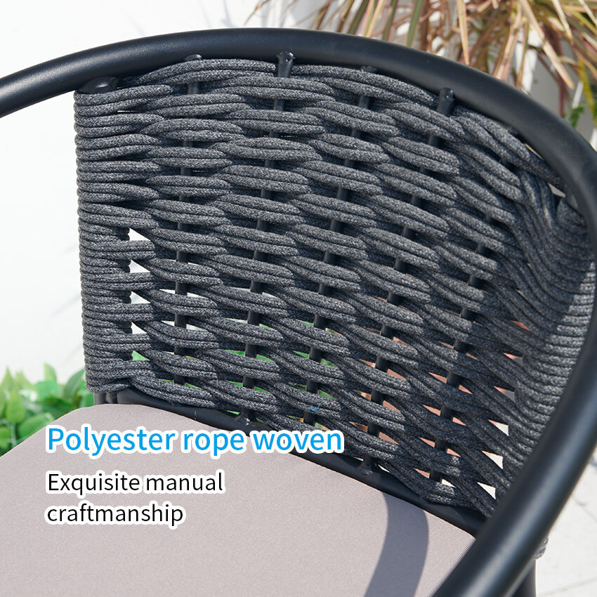 Weather resistant polyester rope