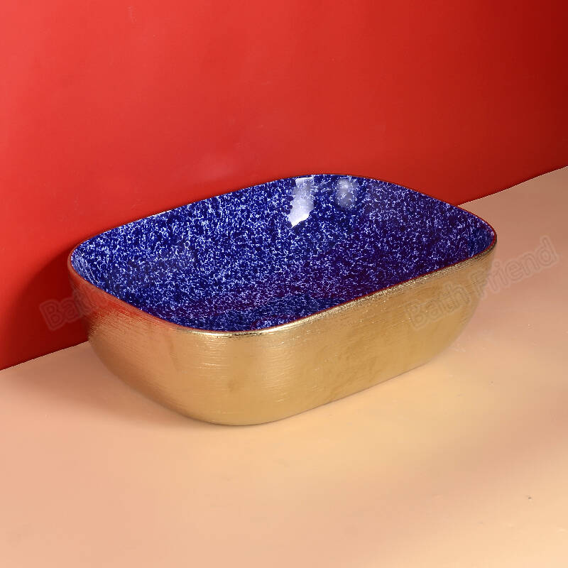 7C687 817.JPG