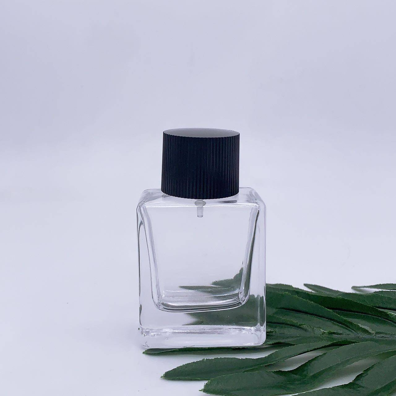 odm 50ml glass bottle, 50ml glass perfume bottle factories