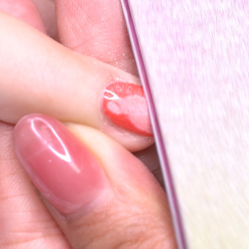Delikatne i skuteczne sposoby usuwania lakieru do paznokci bez uszkodzenia paznokci