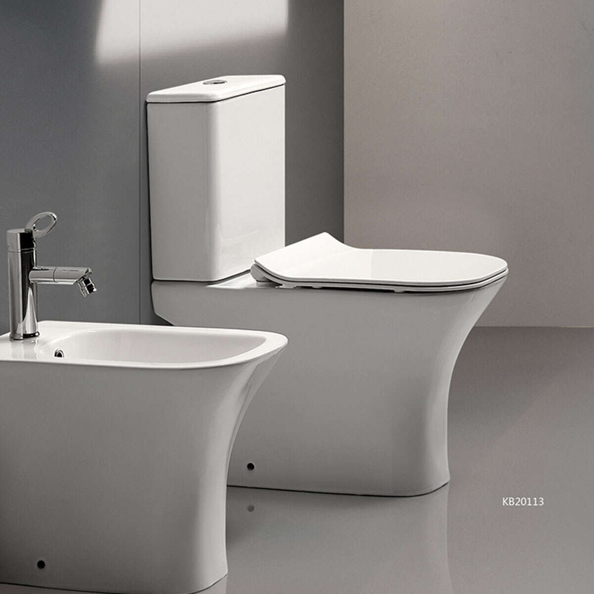 washdown two piece toilet