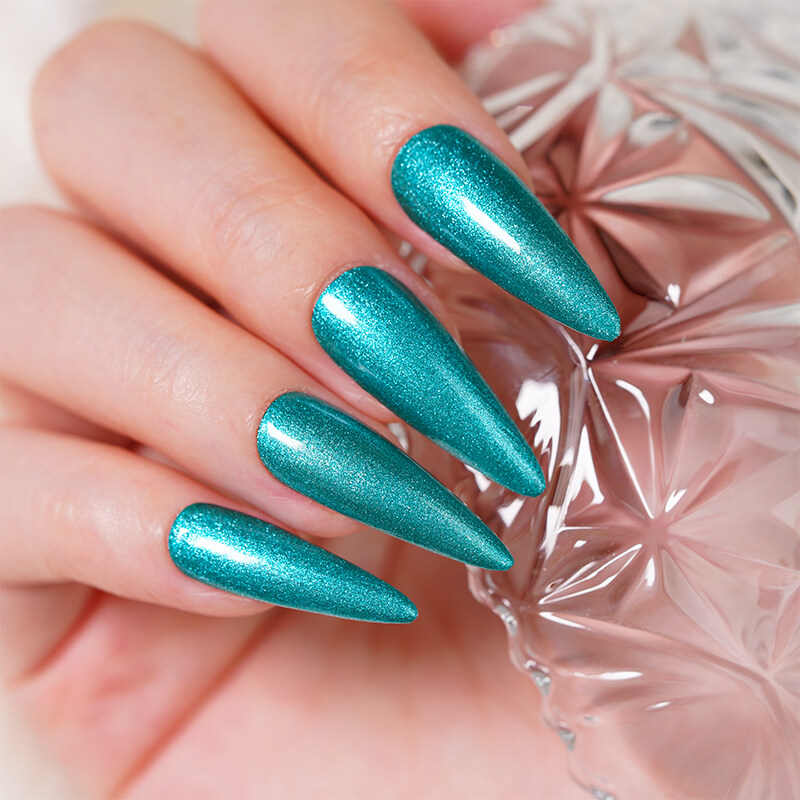 The Ultimate Guide to Gel Polish Manicures: Longevity and Maintenance
