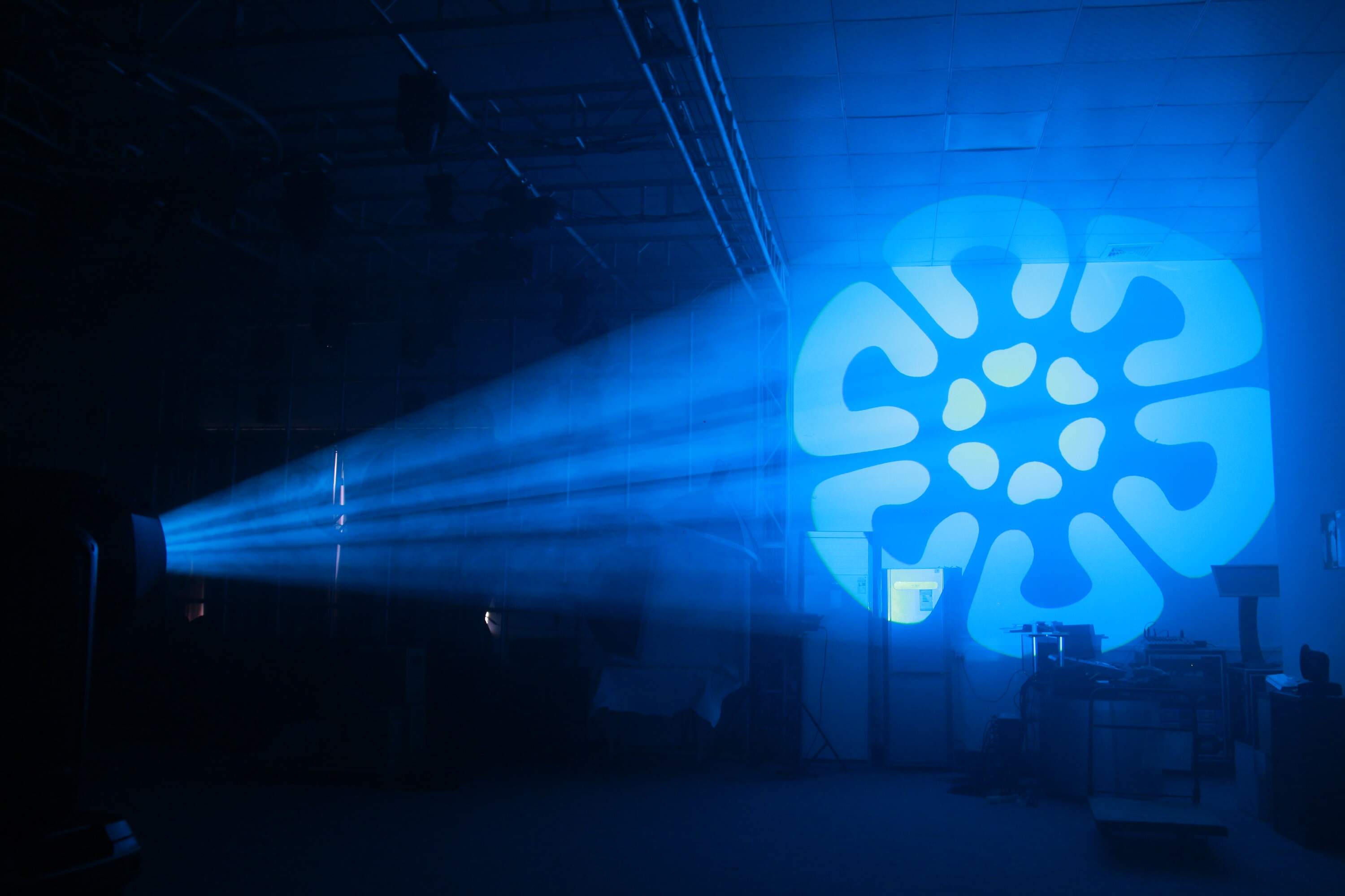 moving head light manufacturers, moving head led stage lights, moving head laser bar light, led moving head wash light, led moving head stage light