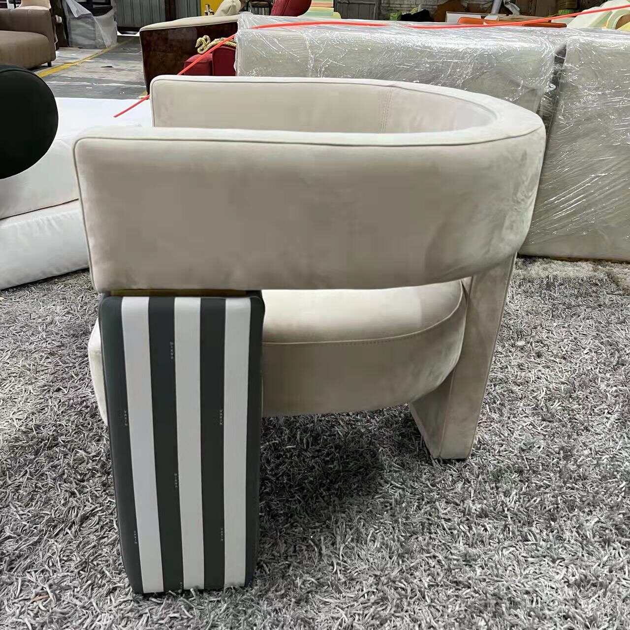 Customized Modern Simple Design Home Armchair Modern Living Room Luxury Comfortable Single Chair