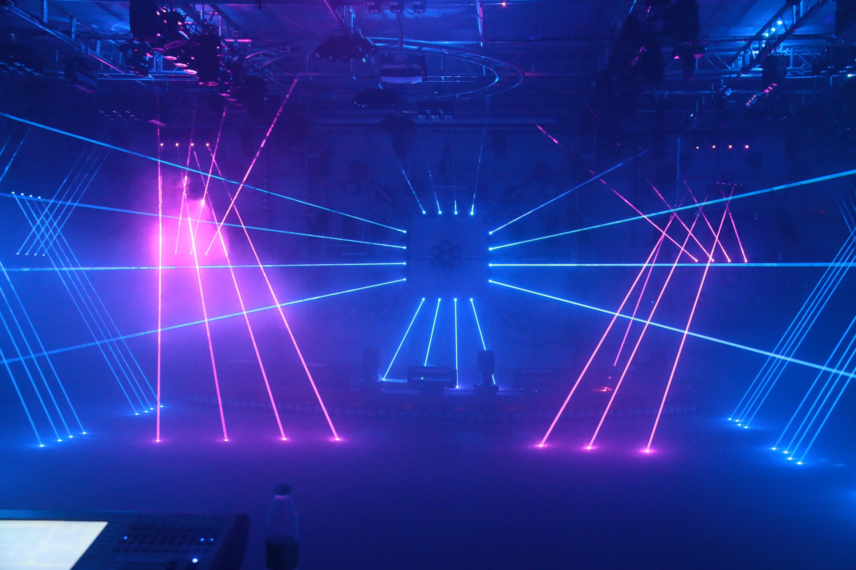 laser disco lights, laser lights dj, stage laser lights, dj light laser, custom laser light projector