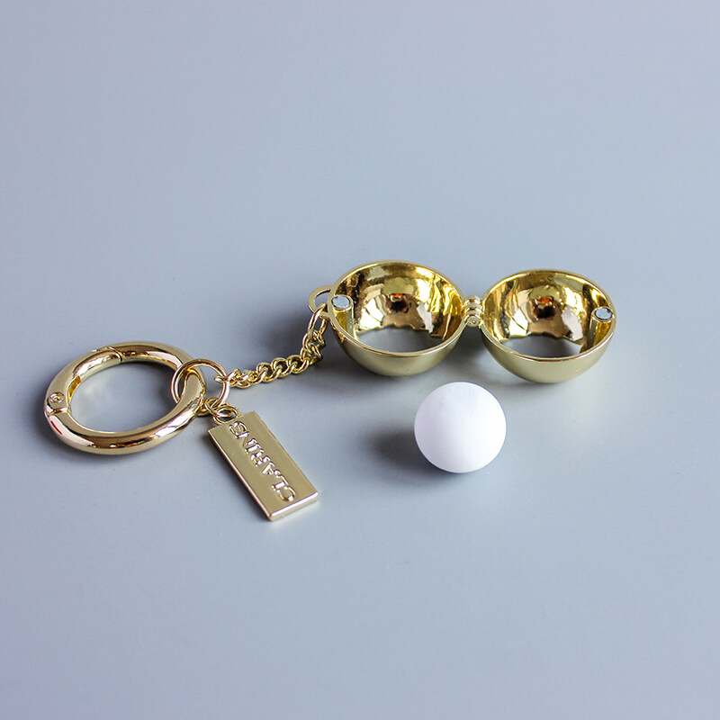 key chain with ceramic ball