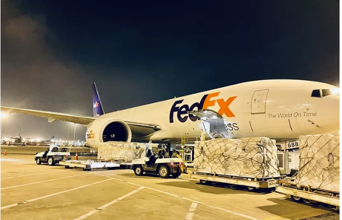 air cargo express international courier services
