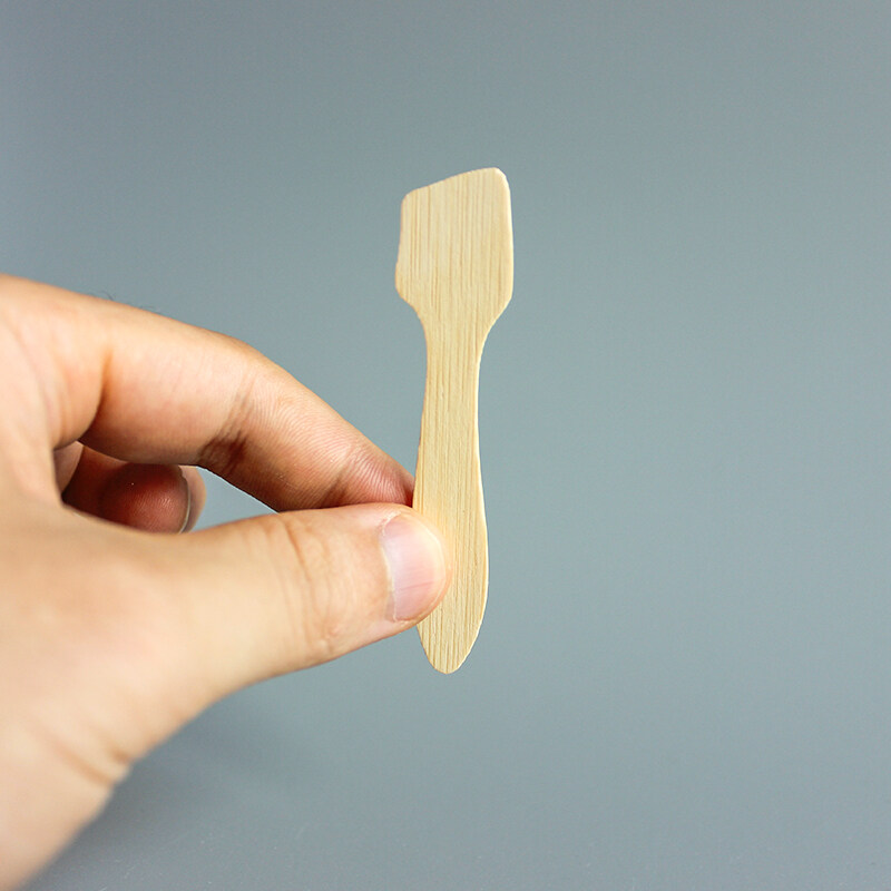 face cream or mask cream bamboo material spatula