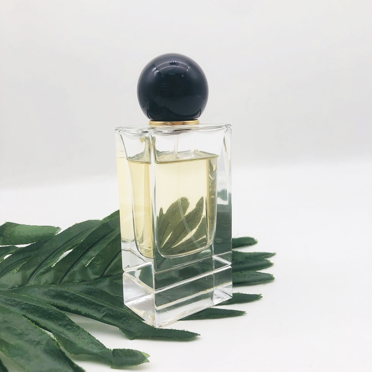 Navigating the Essence of 50ml Perfume Glass Bottle Sourcing