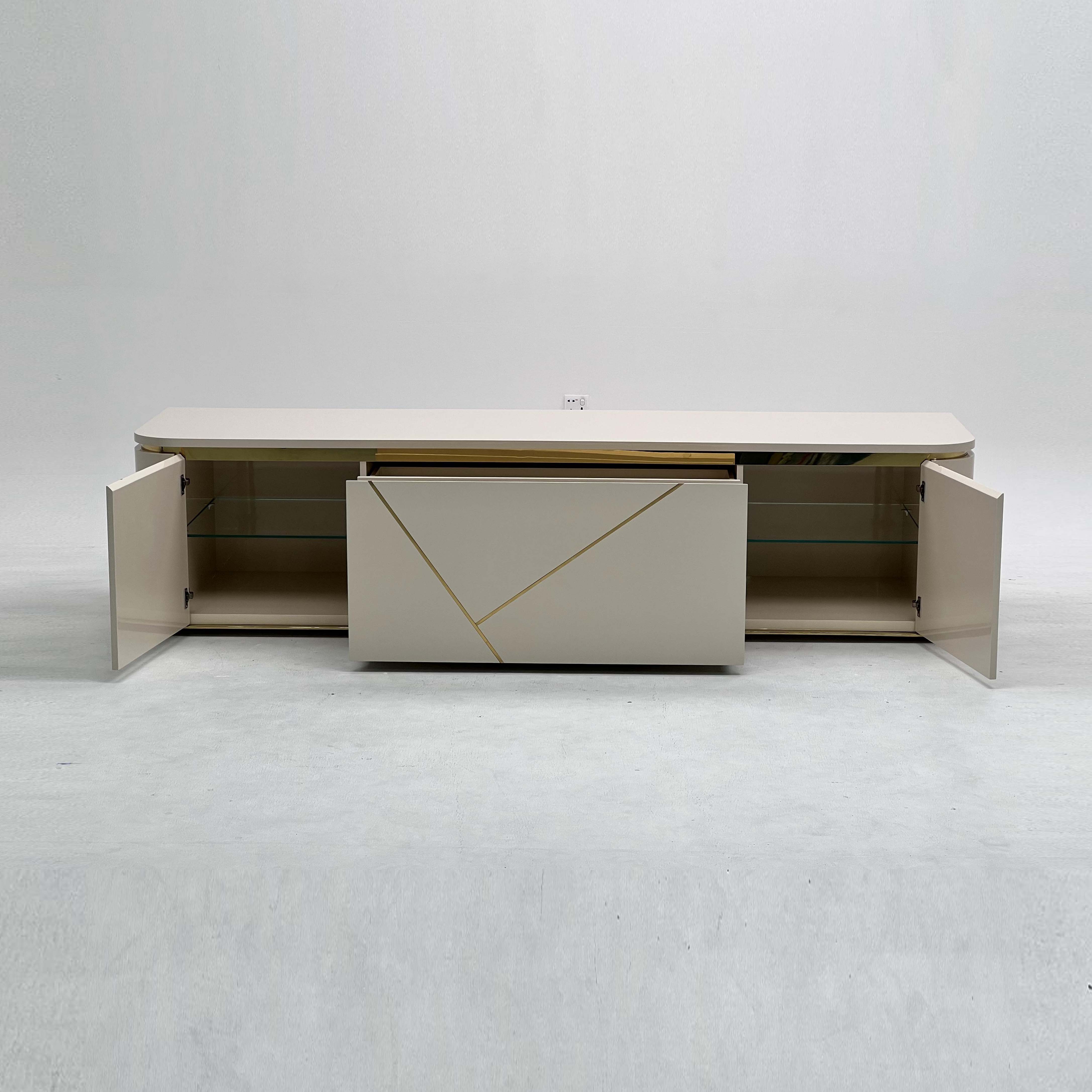 Sideboard