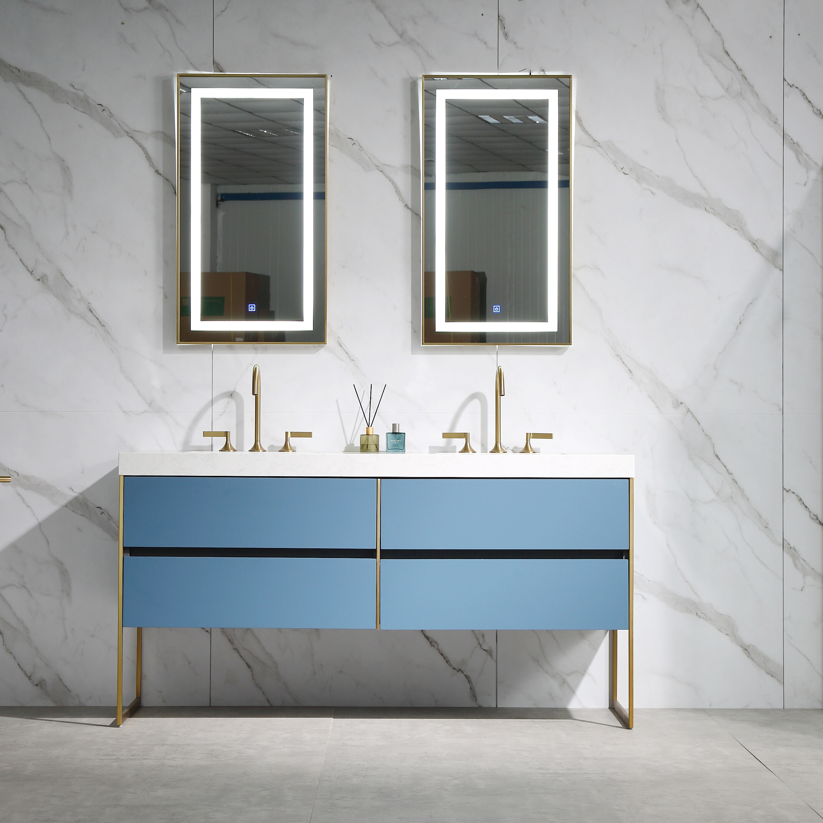 China Multilayer Bathroom Cabinet: A Reliable Storage Solution for Your Bathroom