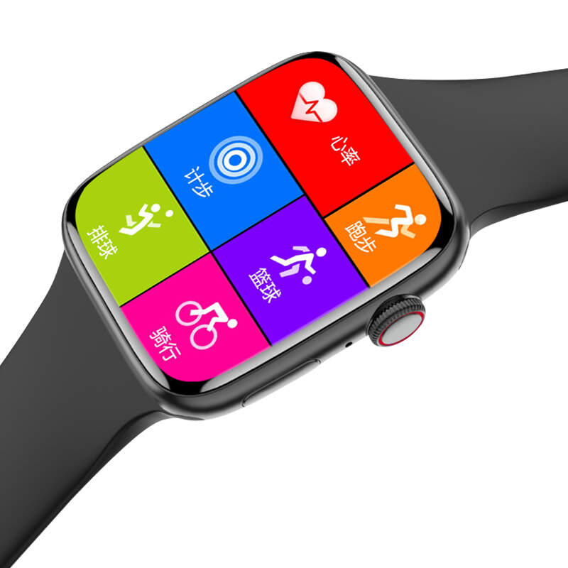 The Advanced Functionalities of Private Label Smartwatches: Smartphone Notifications, Music Control, and GPS Tracking