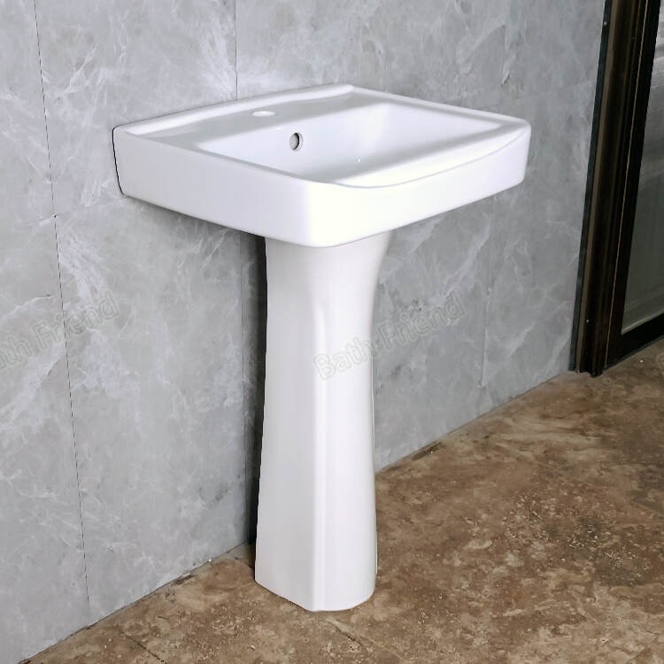 7C687 817.JPG