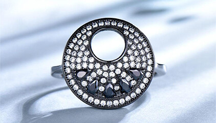 The Allure of Men's Stainless Steel Black Onyx Rings: Unveiling Elegance and Strength